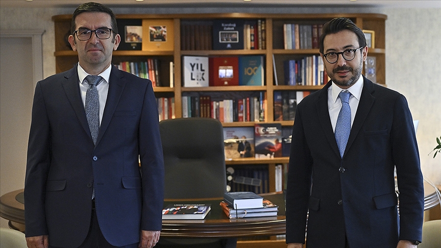 Kosova’nın Ankara Büyükelçisi Vrenezi, AA’yı ziyaret etti