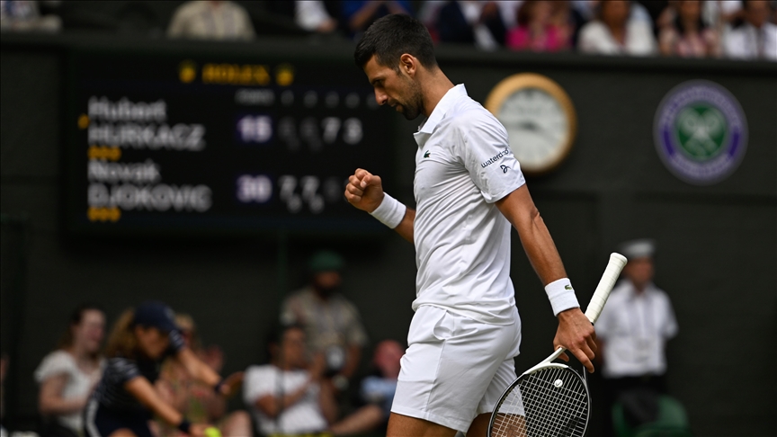 Wimbledon’da Novak Djokovic ve Jannik Sinner yarı finale çıktı