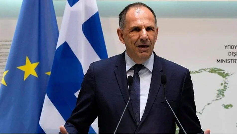 Yunanistan Dışişleri Bakanı, Arnavutluk’ta tutuklanan Yunan azınlık belediye başkan adayının tutukluluğunun AB üyelik hedefine zarar vereceğini savundu