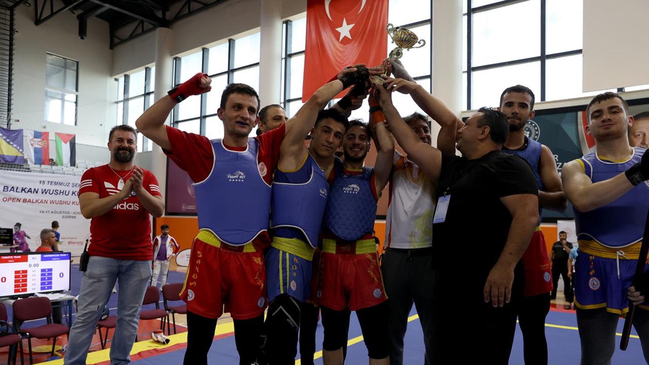 6. Açık Balkan Wushu Kung Fu Şampiyonası’nda kupayı Türkiye Milli Takımı aldı