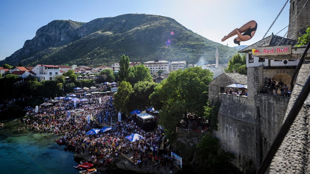 Mostar Köprüsü’nde Red Bull Cliff Diving heyecanı yaşandı