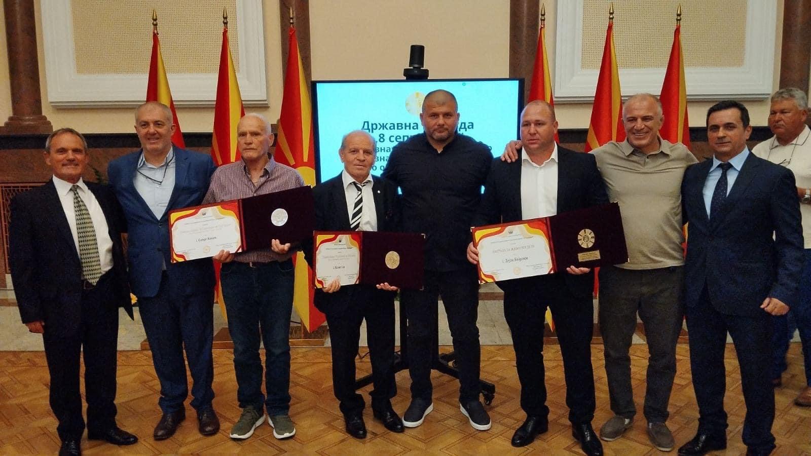 Üsküplü Türk antrenör Nazmi Ali, ‘’8 Eylül’’ Yaşam Boyu Başarı Ödülü’nü aldı
