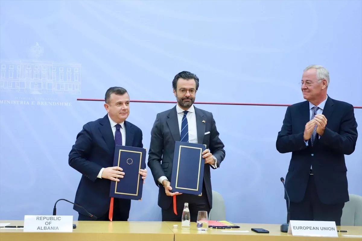 Arnavutluk ile Frontex arasında operasyonel faaliyetler konusunda anlaşma imzalandı