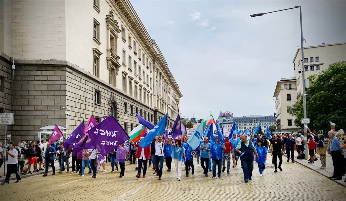 Bulgaristan’da madencilik ve enerji sektörü çalışanlarından hükûmet karşıtı gösteri