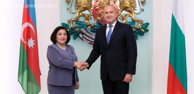 Bulgarista Cumhurbaşkanı Radev, Azerbaycan Milli Meclis Başkanı Gafarova ile bir araya geldi