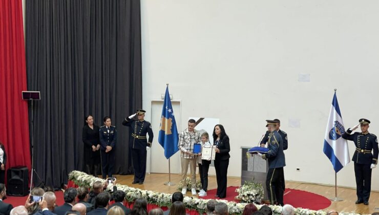 Kosova’nın kuzeyinde öldürülen polis memuru Afrim Bunjaku “Kosova Kahramanı” ilan edildi