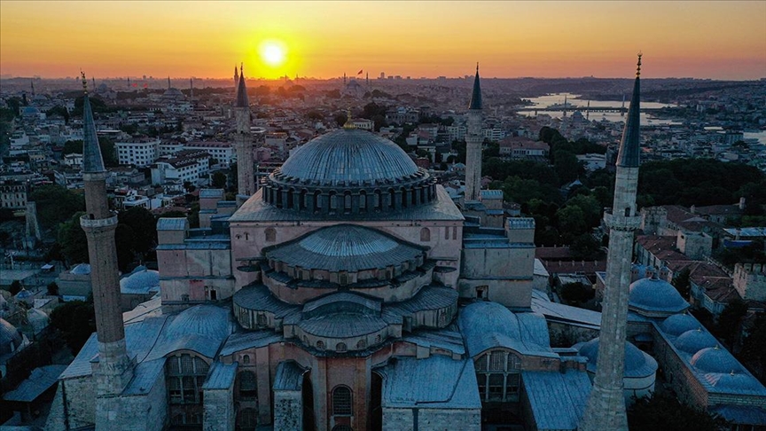 Ayasofya-i Kebir Cami-i Şerifi’nde restorasyon çalışmalarına başlandı