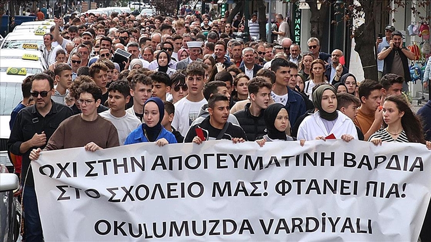 Avrupa Hür İttifakı’ndan İskeçe’de azınlık okulundaki “dönüşümlü eğitim” protestosuna destek
