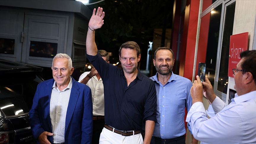 Yunanistan ana muhalefetindeki lider değişimi SYRIZA’da “ölüm kalım” tartışması başlattı