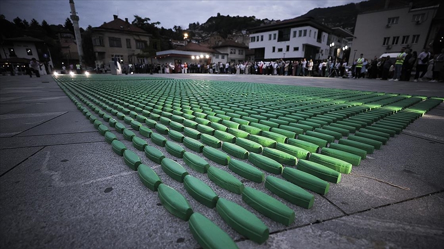 Bosna Hersek’teki Srebrenitsa Anıt Merkezi’nin açılışının 20’nci yılında tören düzenlendi