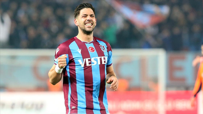 Trabzonspor’un istikrarlı golcüsü Yunan futbolcu Bakasetas