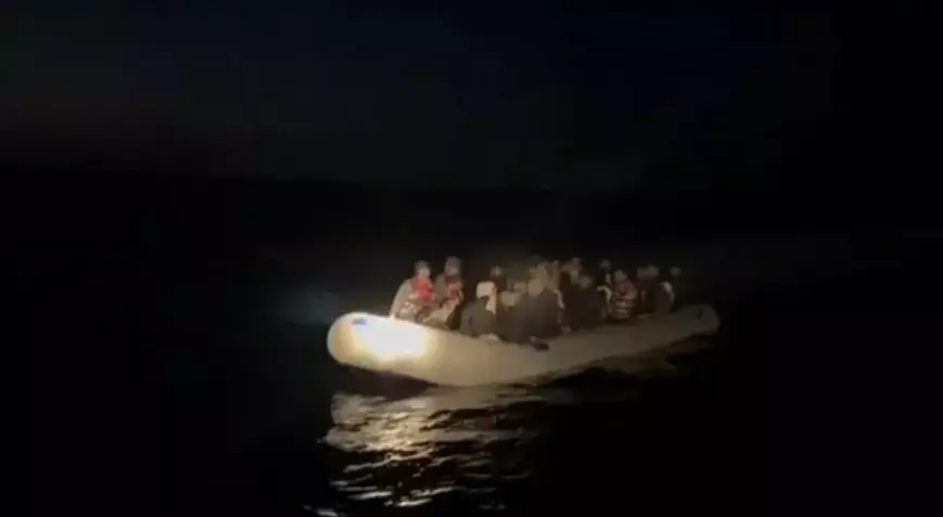 Yunanistan’ın ölüme terk ettiği göçmenler kurtarıldı