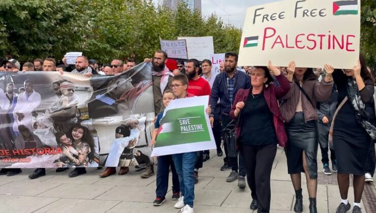 Priştine’de Filistin’e destek yürüyüşü düzenlendi