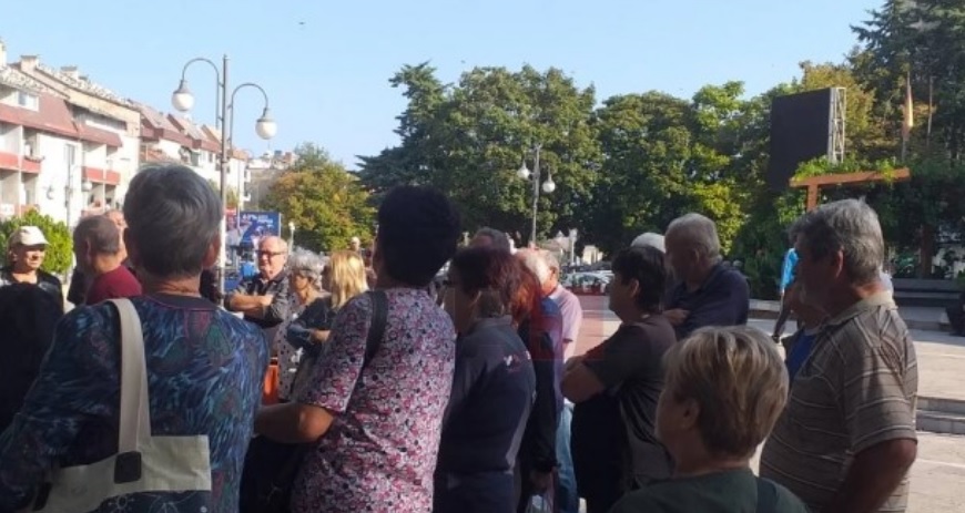 Negotino’da emekliler protesto düzenlendi