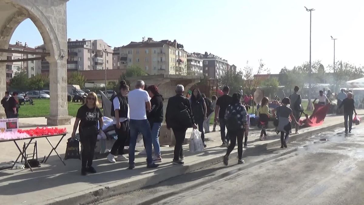 Bulgaristan’dan gelen turistler Edirne’ye can suyu oldu
