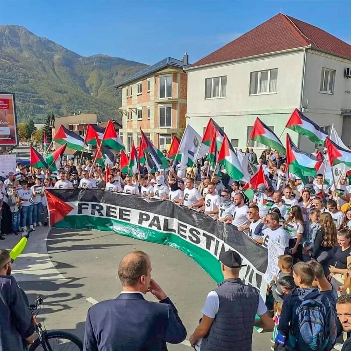 Karadağ’da Filistin halkına destek gösterileri düzenlendi