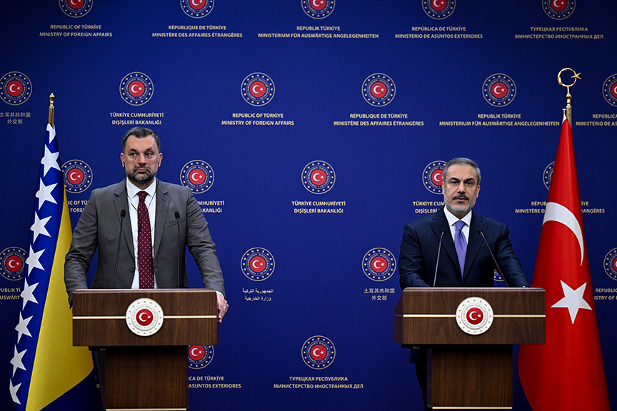 Dışişleri Bakanı Fidan, Bosna Hersekli mevkidaşı Konakoviç ile ortak basın toplantısı düzenledi