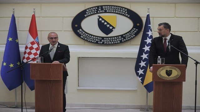 Hırvatistan’dan Bosna Hersek’in AB katılım müzakerelerine başlamasına destek