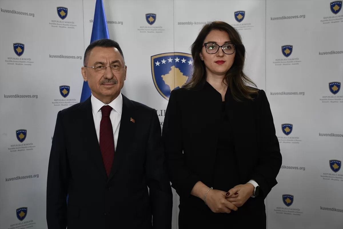 TBMM Dışişleri Komisyonu Başkanı Oktay ve beraberindeki heyet, Kosova’da temaslarda bulunuyor