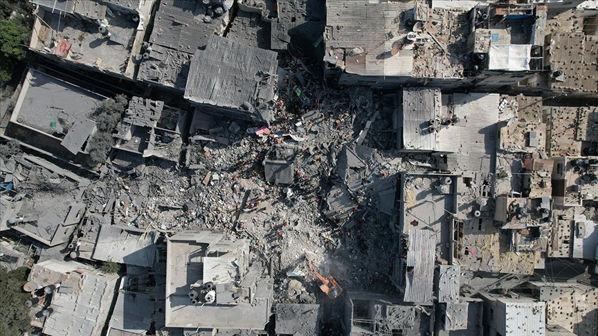 İsrail’in Gazze’ye yönelik bombardımanında iki hastanede büyük yıkım oldu