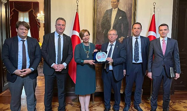 Trakya Üniversitesi Rektörü Tabakoğlu, Türkiye’nin Sofya Büyükelçisi Sekizkök’ü ziyaret etti