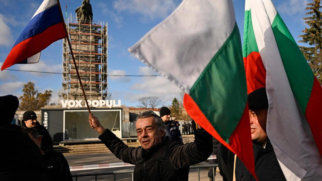 Bulgaristan’ın başkenti Sofya’daki Sovyet anıtı kaldırılıyor