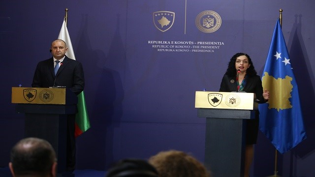 Bulgaristan Cumhurbaşkanı Rumen Radev: Kosova’yı özellikle güvenlik alanında geri planda bırakmayı göze alamayız