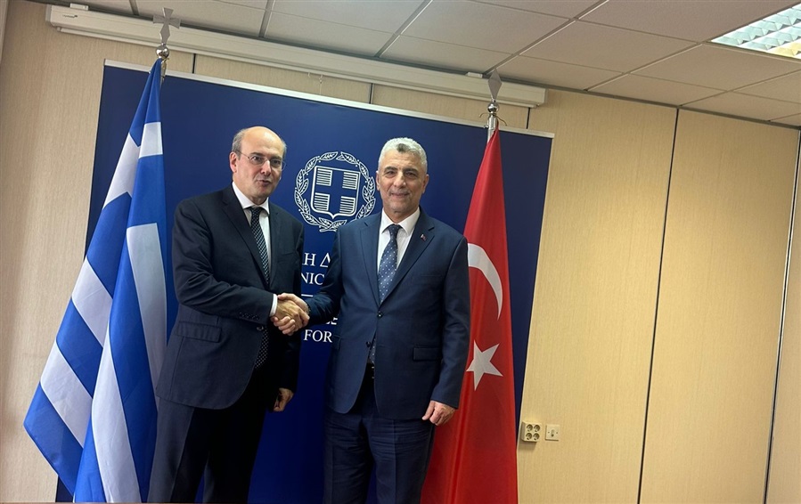 Türkiye Ticaret Bakanı Bolat, Yunanistan Ekonomi Bakanı Hatzidakis ile Atina’da bir araya geldi