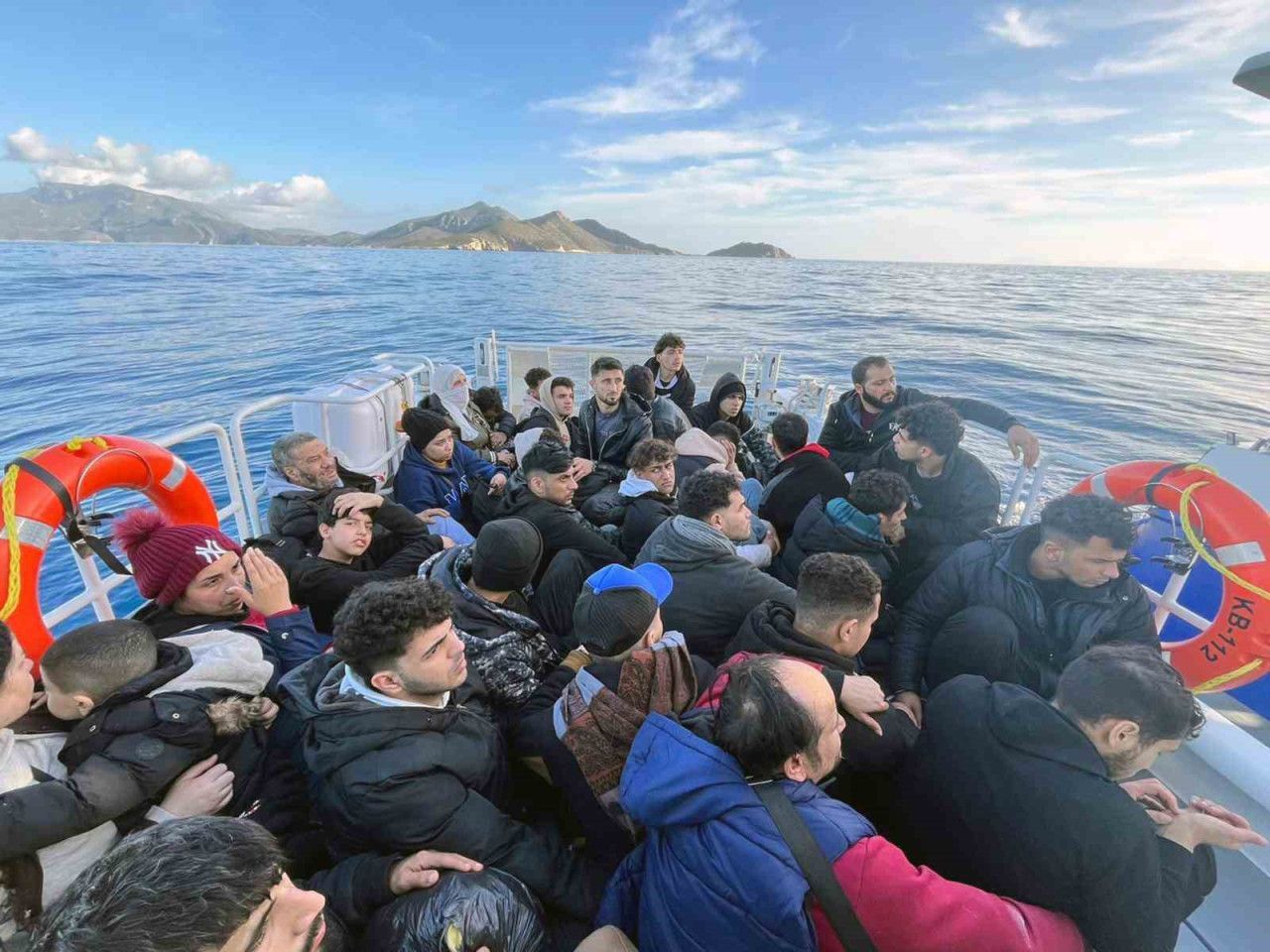 Datça’da Yunanistan’ın geri ittiği 56 düzensiz göçmen kurtarıldı