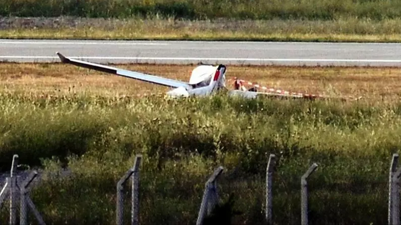 Yunanistan’da askeri eğitim uçağı düştü