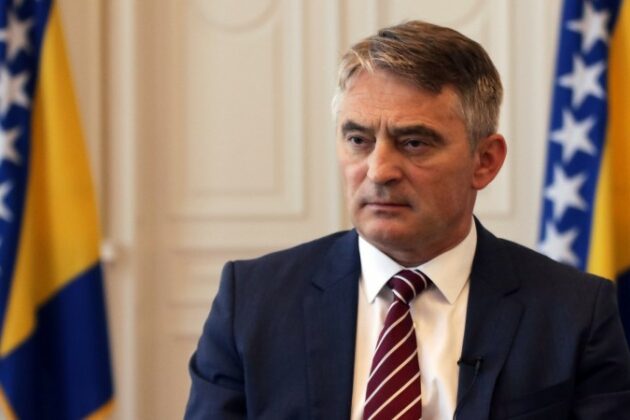 Bosna Hersek Devlet Başkanlığı Konseyi Başkanı Komsic, RS Günü’nü eleştirdi