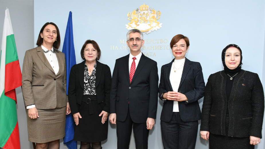 Bulgaristan ve Türkiye eğitim ve bilim alanında iş birliğini genişletecek