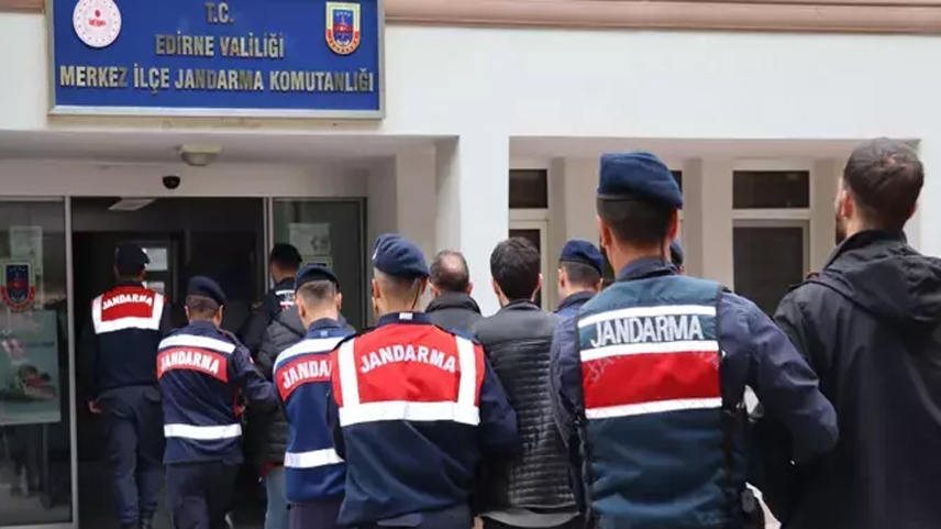 Yunanistan’a kaçmaya çalışan 10 terör örgütü şüphelisi yakalandı