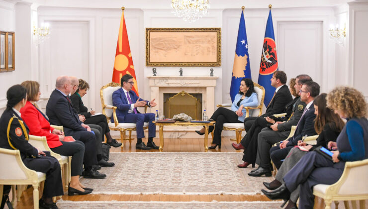 Kosova Cumhurbaşkanı Osmani, Cumhurbaşkanı Pendarovski’yi kabul etti