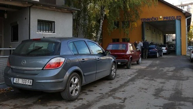 Kosova’dan Sırbistan plakalı araçlara “serbest dolaşım” kararı