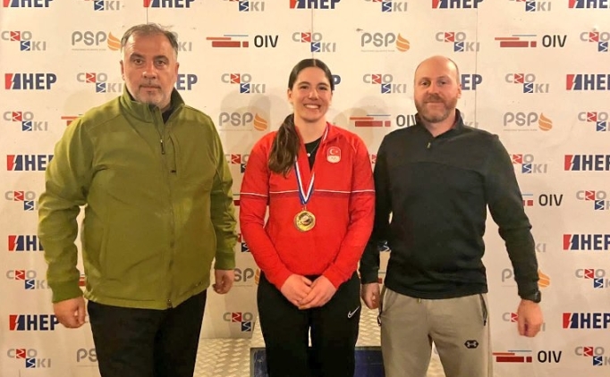 Milli kayakçı Ceren Reyhan Yıldırım Bosna Hersek’te altın ve bronz madalya kazandı