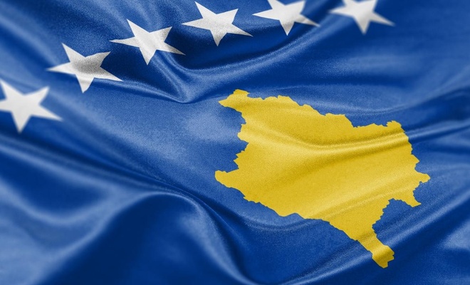 Kosova’da Sırp ve Rus sembol ve resimler içeren panolar kaldırıldı