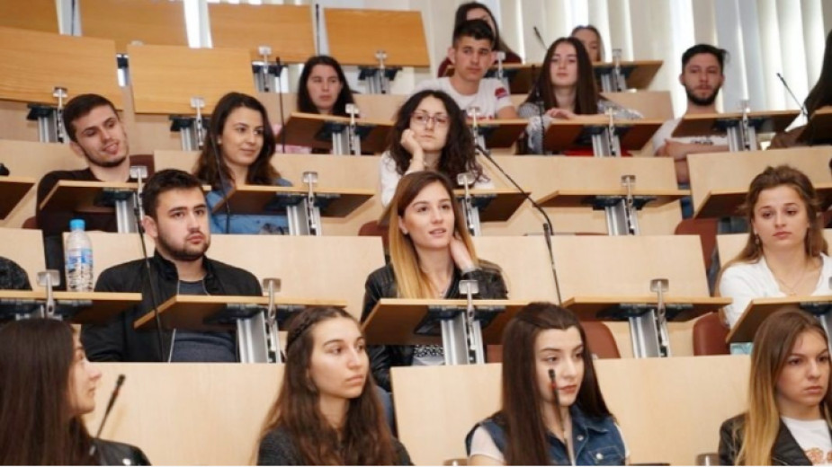 Bulgaristan’daki üniversite öğrencilerinin çoğu iktisat, pedagoji ve tıp okuyor