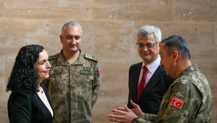 Kosova Cumhurbaşkanı Osmani, KFOR Komutanı Ulutaş ile bir araya geldi