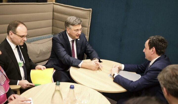 Kosova Başbakanı Kurti, Hırvatistan Başbakanı Plenkovic ile görüştü