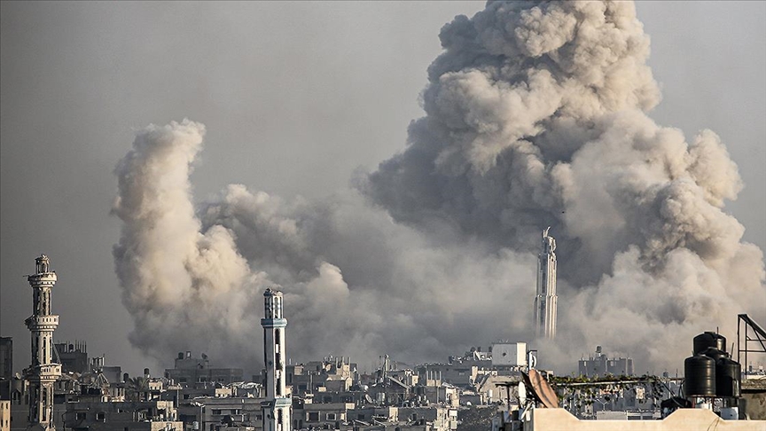 İsrail’in Gazze Şeridi’ne saldırılarında öldürülen Filistinlilerin sayısı 26 bin 637’ye yükseldi