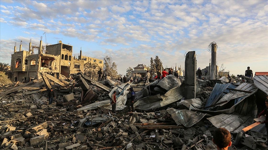 İsrail, 7 Ekim’den bu yana Gazze’deki BM merkezlerine sığınan 340 Filistinliyi öldürdü