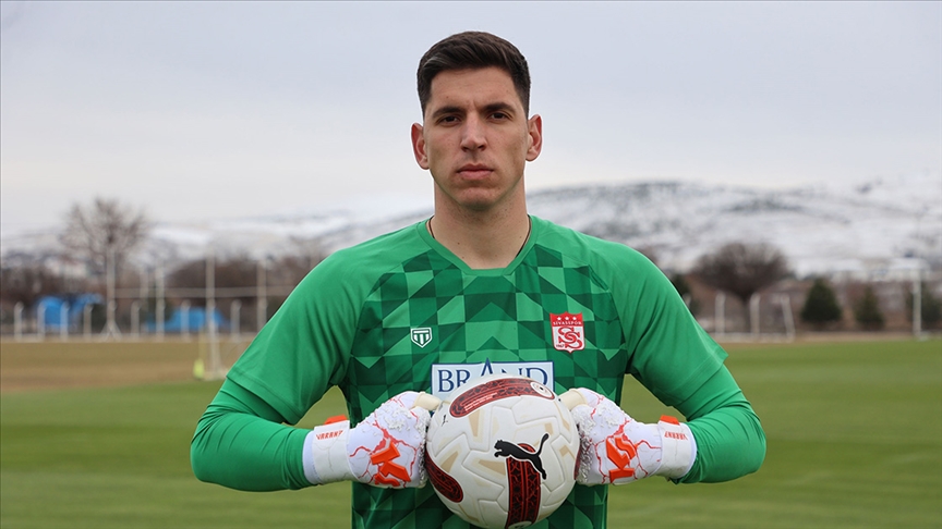Sivasspor, Sırp kaleci Nikolic’i transfer etti