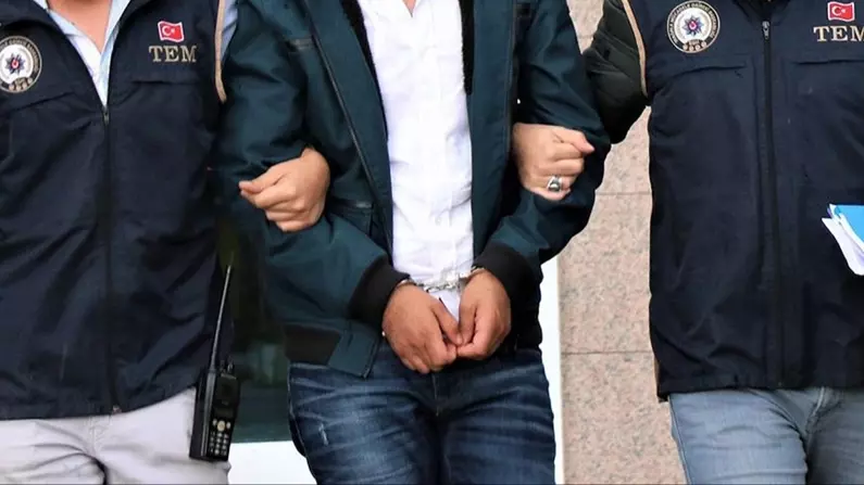Yunanistan’a yasa dışı yollarla geçmeye çalışan 5’i FETÖ’cü 8 kişi yakalandı