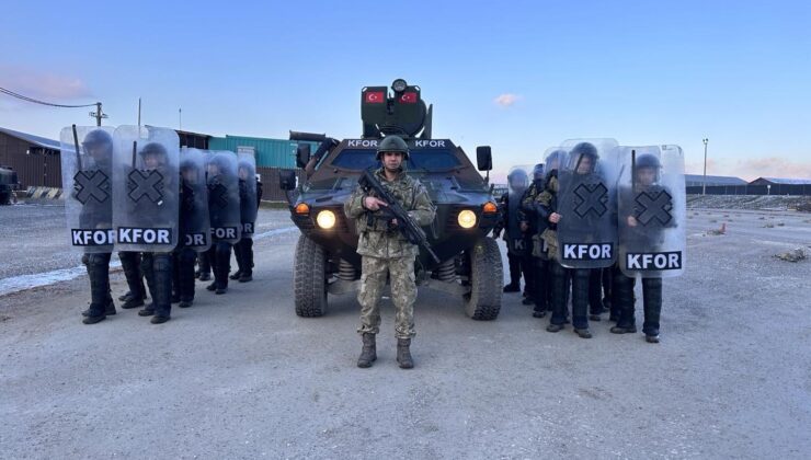 Kosova’daki Türk askeri tatbikat gerçekleştirdi