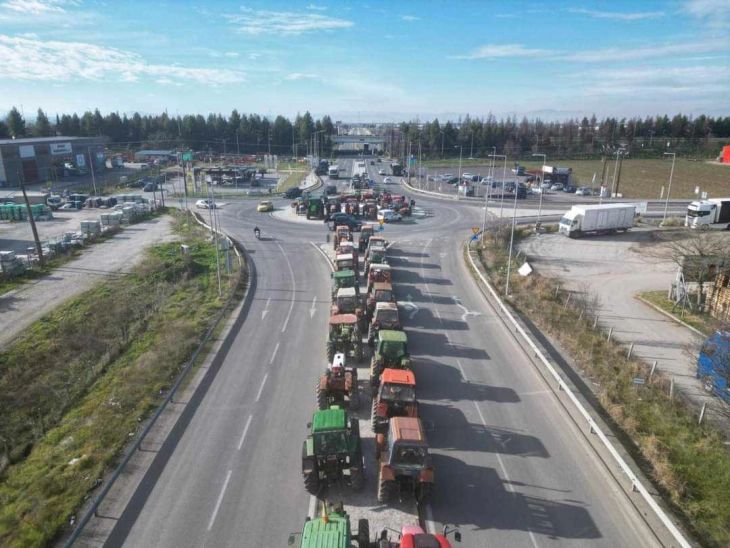 Yunanistan’da çiftçiler, Kuzey Makedonya sınırında yol kapatma eylemi yapacak