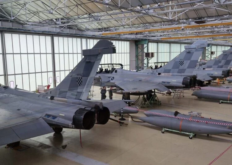 Hırvatistan’a Rafale savaş uçağı teslimatı sürüyor