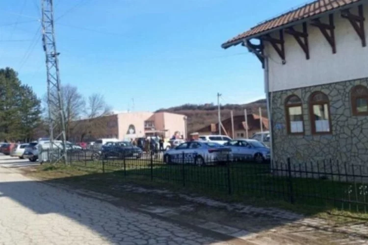 Kosova’da illegal Sırp belediyesi kapatıldı