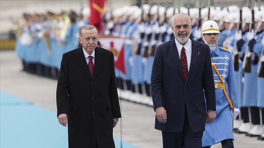 Cumhurbaşkanı Erdoğan, Arnavutluk Başbakanı Rama’yı resmi törenle karşıladı