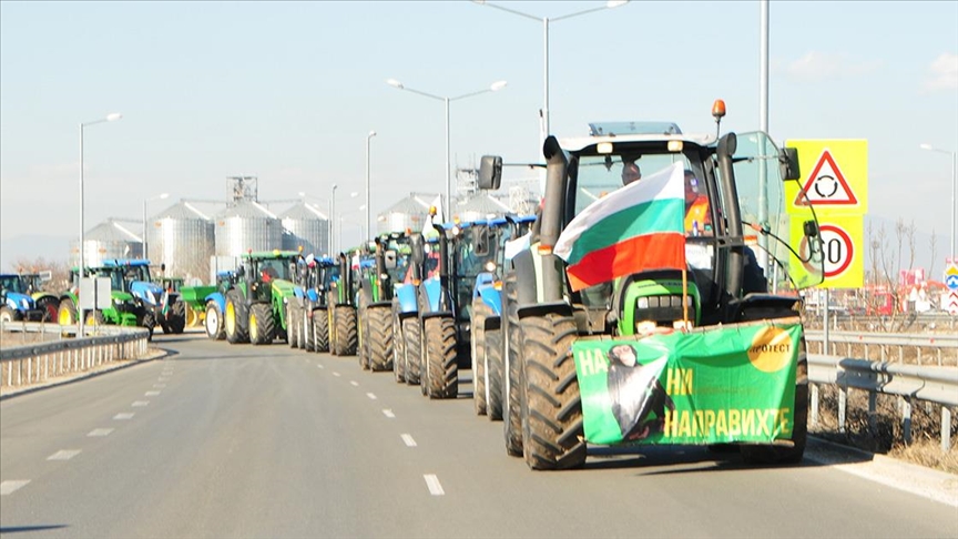 Bulgaristan’da tarım sektörü çalışanları ülke genelinde protestolarını sürdürüyor